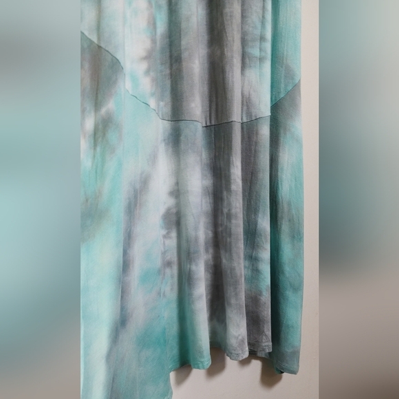 Rolla Coster Tie-Dye Strapless Maxi Dress in Blue and Gray - Picture 4 of 7